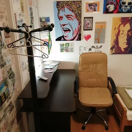 Hostel Rock *