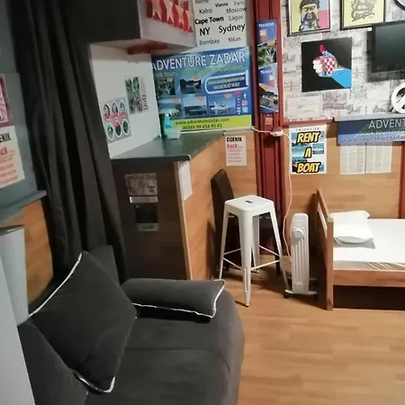 Rock 호스텔